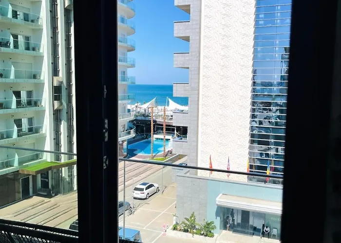 Seaview Lotus - Between Opera & White Tower Διαμέρισμα